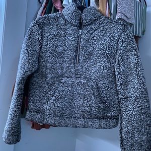 sherpa fleece pullover